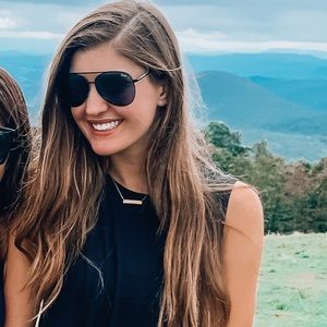 Meet your Posher, Haley